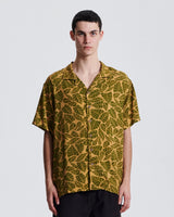 Scrub S/S Resort Shirt | Tan | Critical Slide