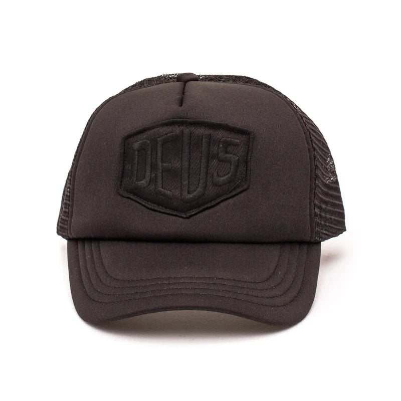 Fashion deus ex machina baylands trucker cap