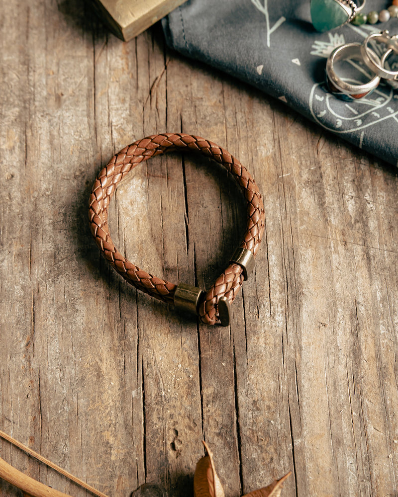 Hook & Loop Leather Bracelet | Odin Leather Goods
