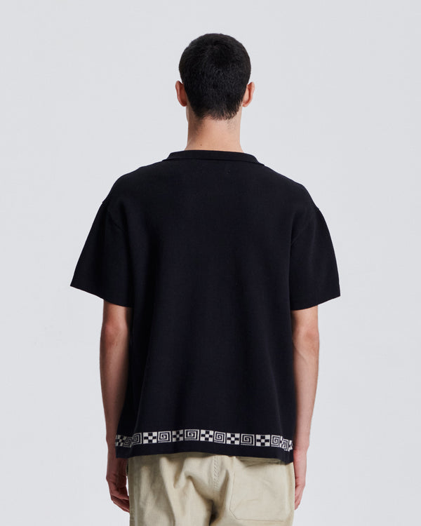 La Concha Polo Shirt | Black | Critical Slide