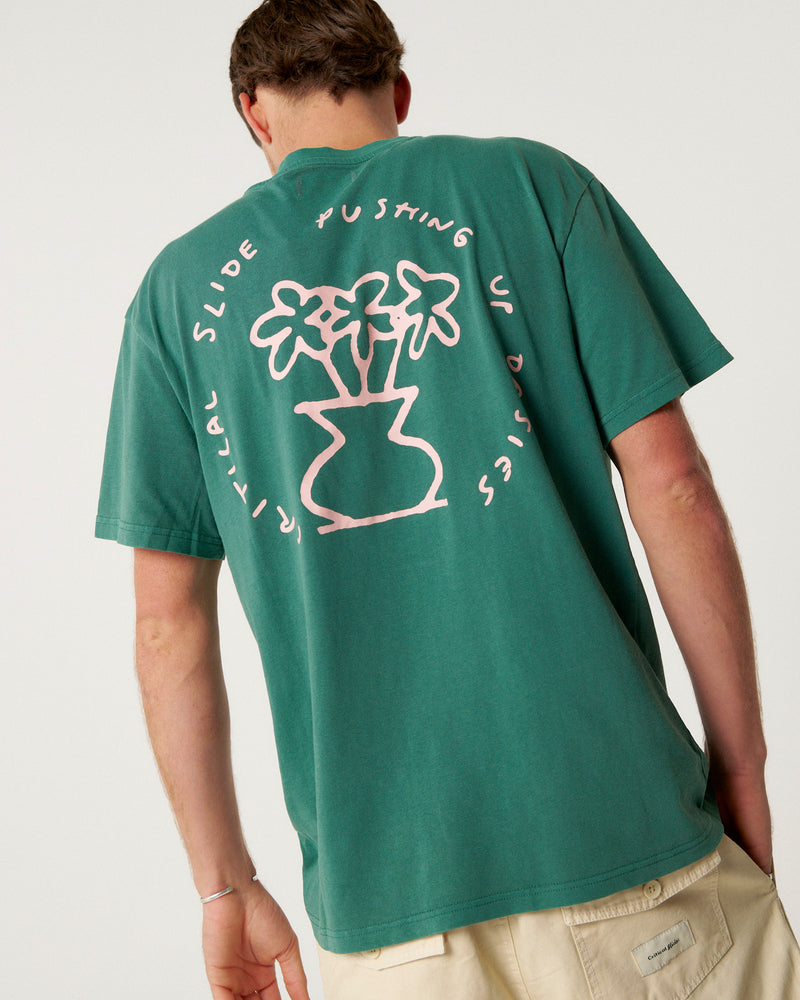 Daisy Tee | Dusty Green | Critical Slide